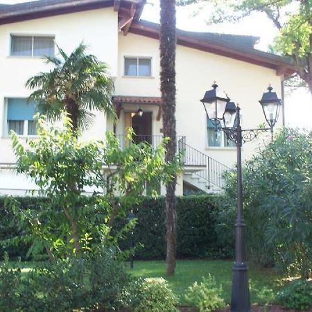 La Dependance By Casa Bianca Hotel Lido di Jesolo Exterior foto