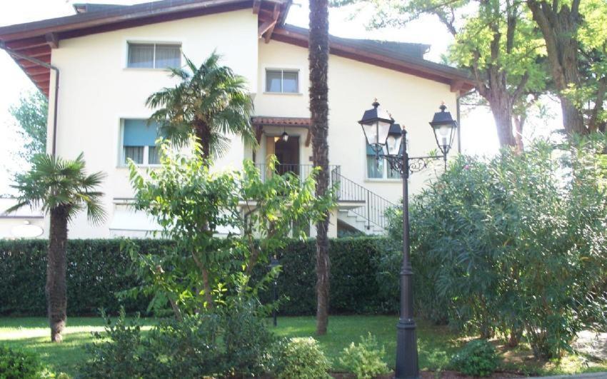 La Dependance By Casa Bianca Hotel Lido di Jesolo Exterior foto